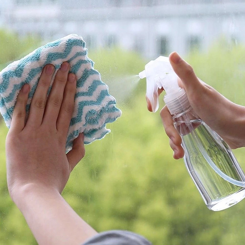 Plastic Spray Bottle 200ml Clear Empty Spray Bottles