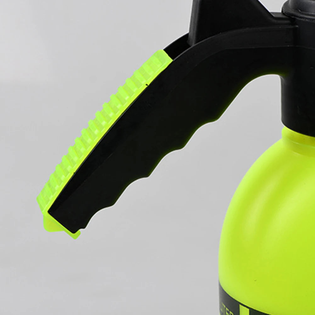2L Garden Sprayer Water Pump Pressure Sprayer Adjustable