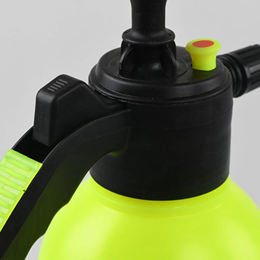 2L Garden Sprayer Water Pump Pressure Sprayer Adjustable