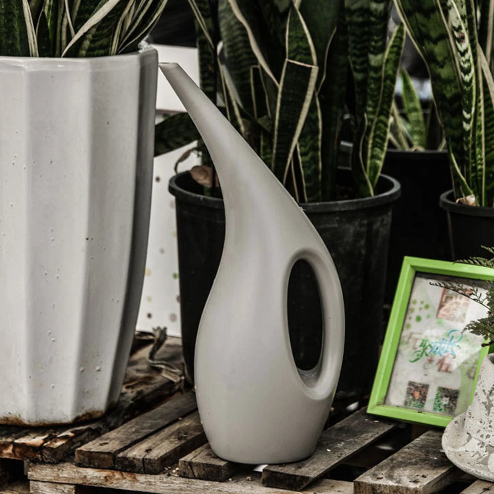 Plastic Long Mouth Flower Watering Can Precise Water